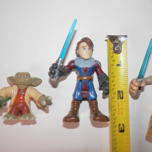 Playskool Star Wars Galactic Heroes Millennium Falcon 3" Action Figures Playset - Picture 5 of 10